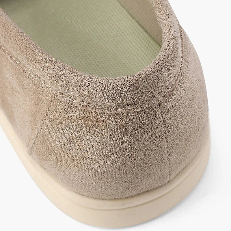 Caprice – Suede Loafers with Timeless Appeal