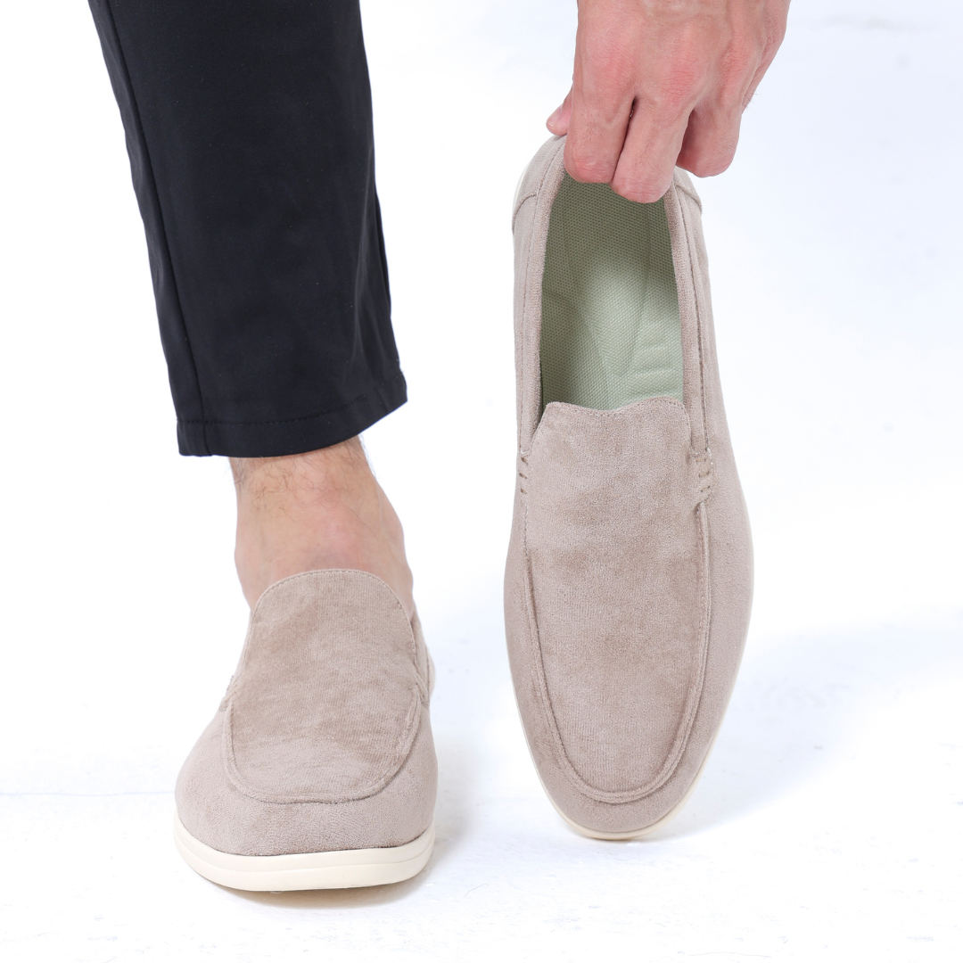 Caprice – Suede Loafers with Timeless Appeal