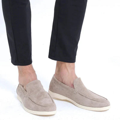 Caprice – Suede Loafers with Timeless Appeal