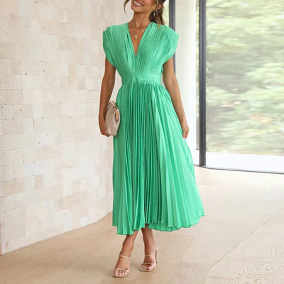 Aroa – Long Pleated Dress
