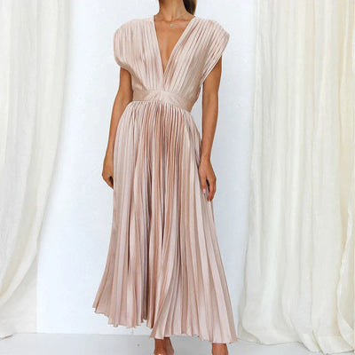Aroa – Long Pleated Dress